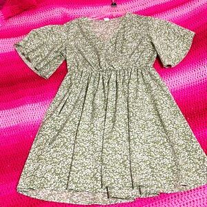 Brand: shien    Size: 11-12y    Dress